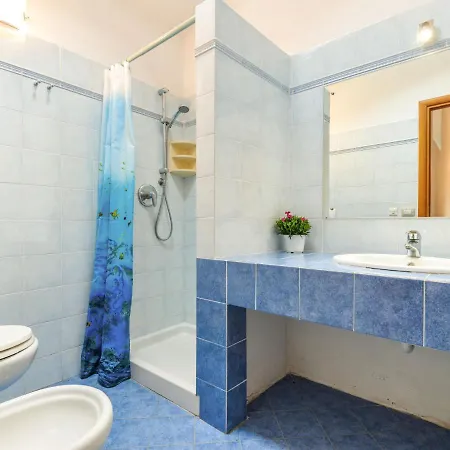 Arrighi By Interhome بيت للعطل